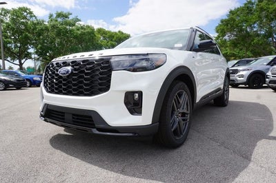 2026 Ford Explorer ST-Line