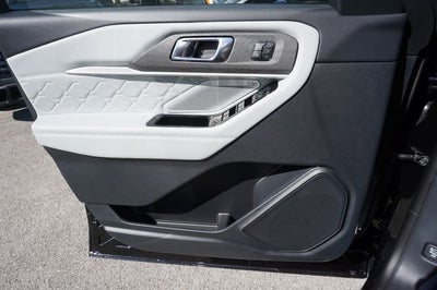 2026 Ford Explorer Platinum™