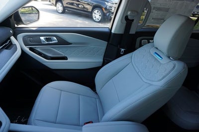 2026 Ford Explorer Platinum™