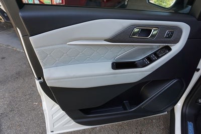 2026 Ford Explorer Platinum™