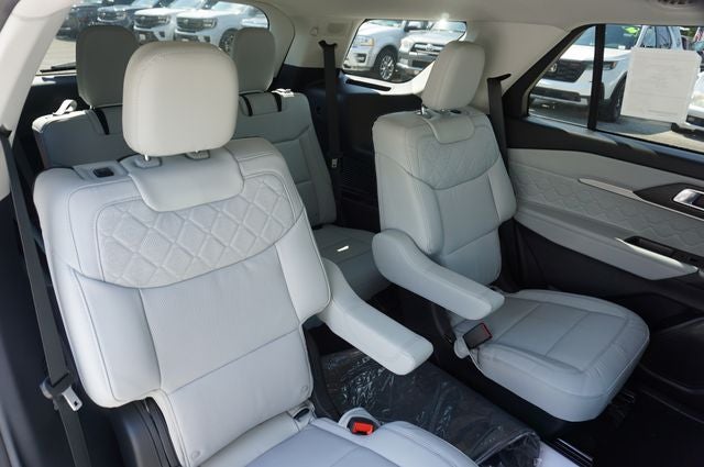 2026 Ford Explorer Platinum™