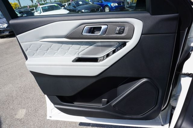 2026 Ford Explorer Platinum™