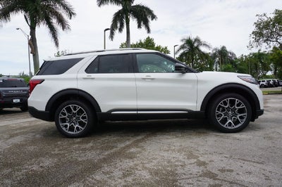 2027 Ford Explorer Platinum™