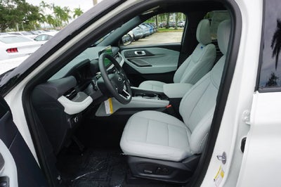 2027 Ford Explorer Platinum™