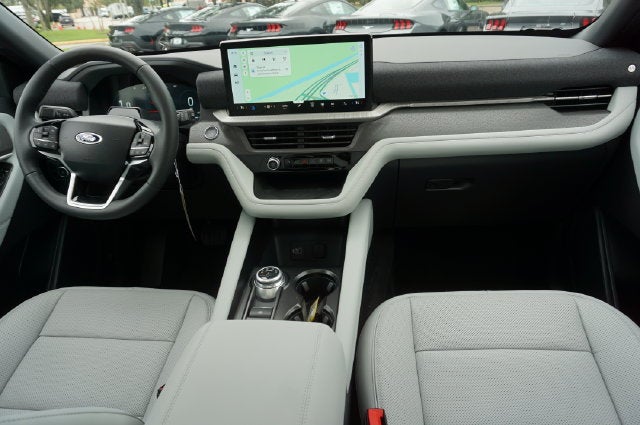 2027 Ford Explorer Platinum™
