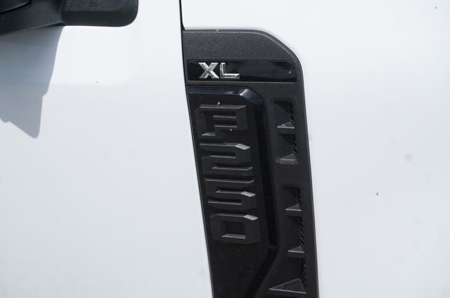 2027 Ford F-250SD F-250® XL