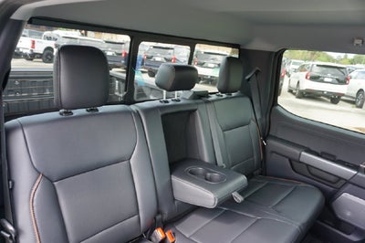 2027 Ford F-250SD F-250® Lariat®