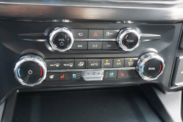 2027 Ford F-250SD F-250® Lariat®