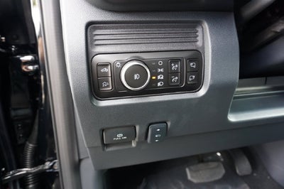 2027 Ford F-250SD F-250® Lariat®