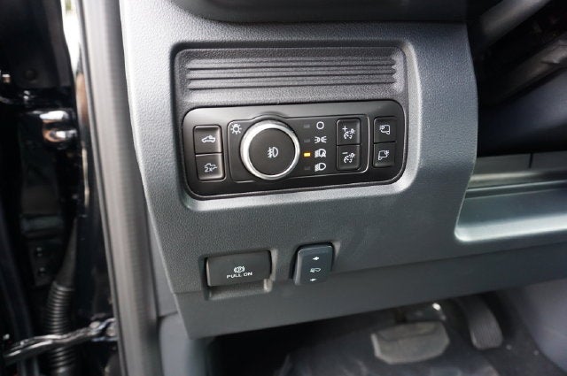 2027 Ford F-250SD F-250® Lariat®