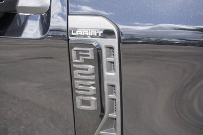 2027 Ford F-250SD F-250® Lariat®