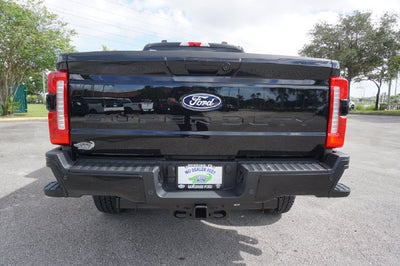 2027 Ford F-250SD F-250® Lariat®