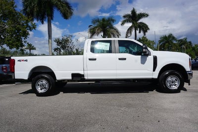 2027 Ford F-250SD Base