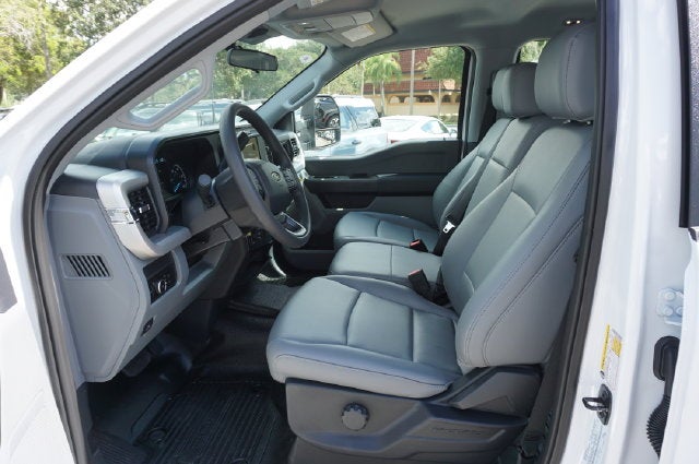 2027 Ford F-250SD Base