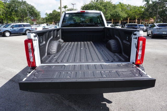 2027 Ford F-250SD Base