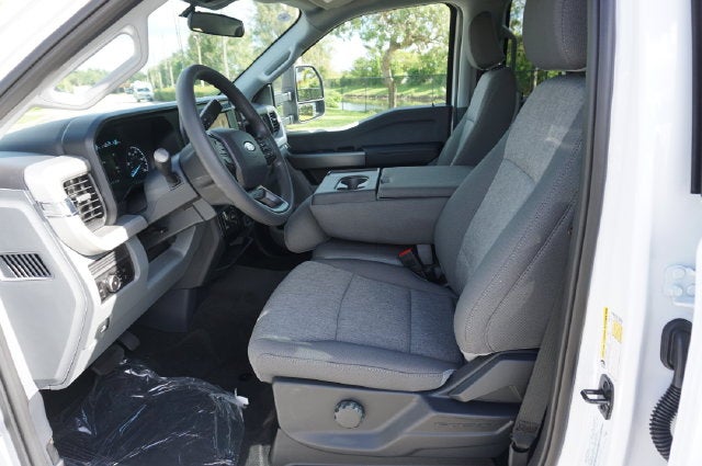 2027 Ford F-250SD F-250® XL