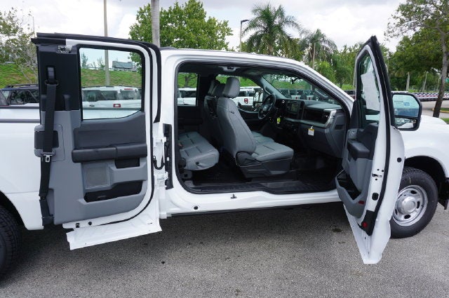 2027 Ford F-250SD Base