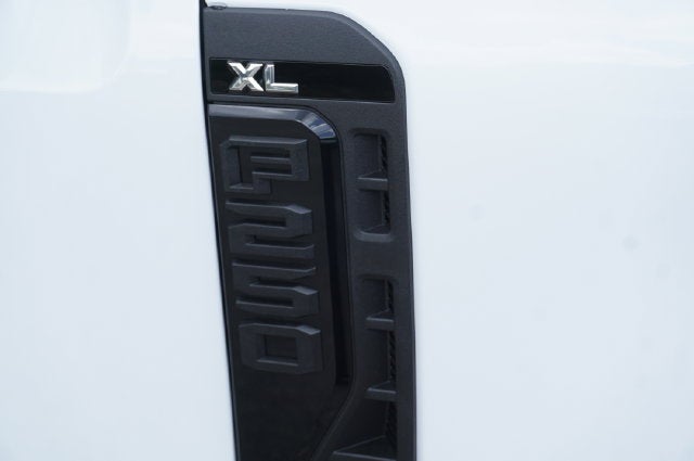 2027 Ford F-250SD Base