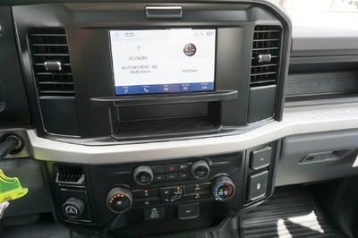 2027 Ford F-250SD Base
