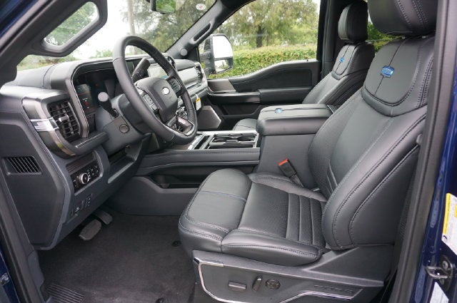 2027 Ford F-250SD F-250® Platinum®