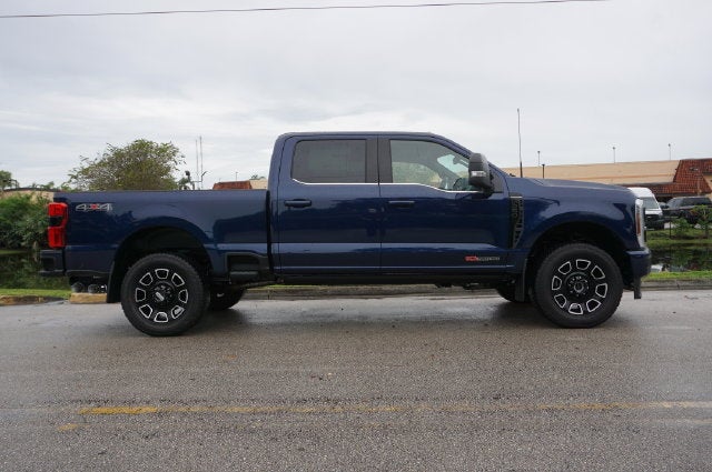 2027 Ford F-250SD F-250® Platinum®