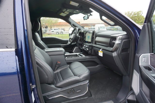 2027 Ford F-250SD F-250® Platinum®