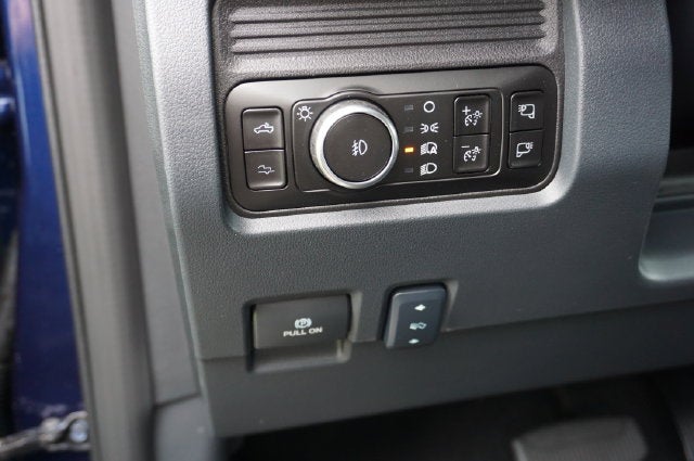 2027 Ford F-250SD F-250® Platinum®