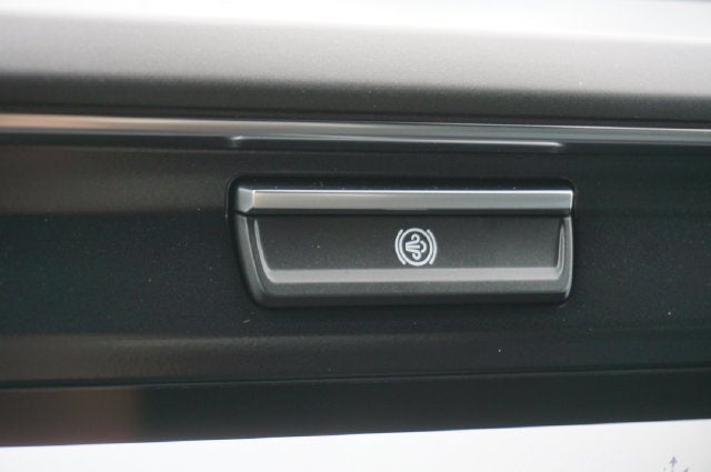2027 Ford F-250SD F-250® Platinum®