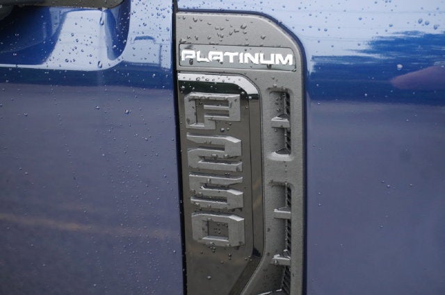 2027 Ford F-250SD F-250® Platinum®