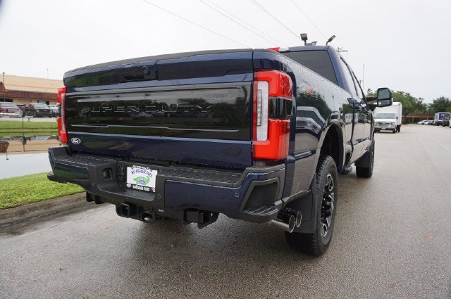 2027 Ford F-250SD F-250® Platinum®