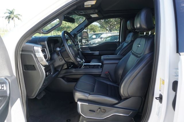 2025 Ford F-250SD Platinum