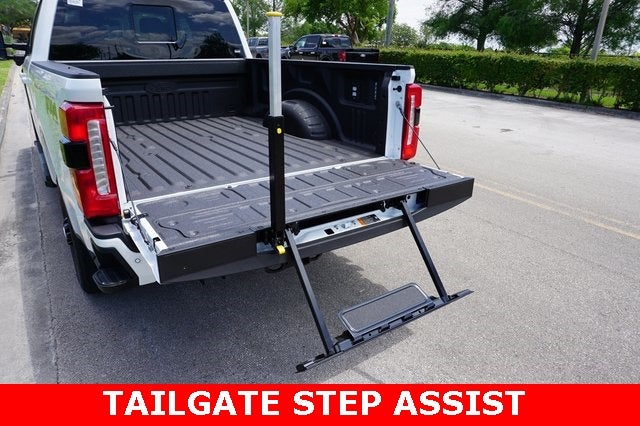 2025 Ford F-250SD F-250® Lariat®