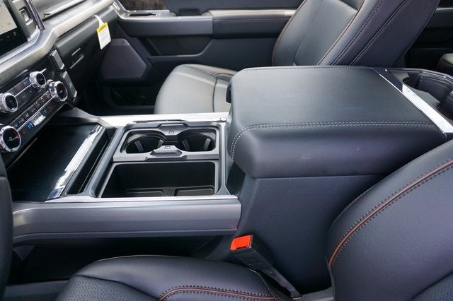 2025 Ford F-250SD F-250® Lariat®