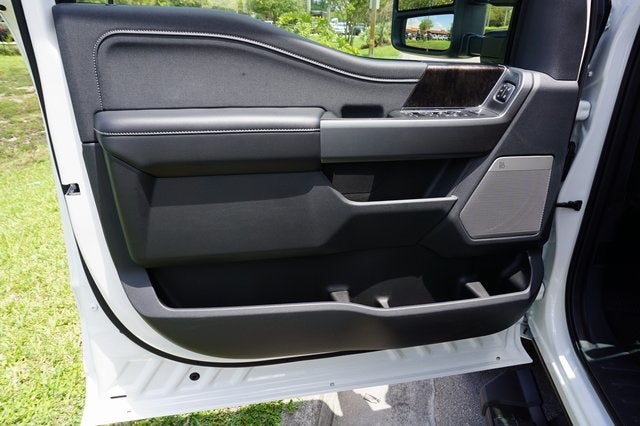 2025 Ford F-250SD F-250® Lariat®