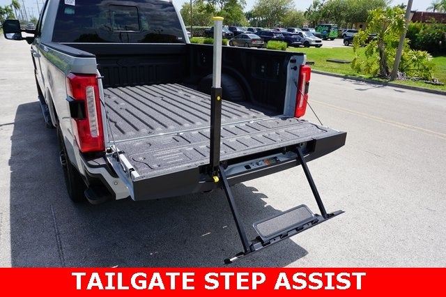 2025 Ford F-250SD F-250® Lariat®