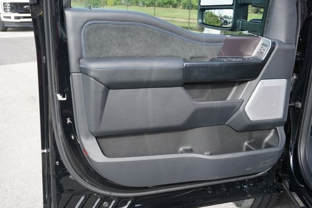 2026 Ford F-350SD F-350® Platinum®