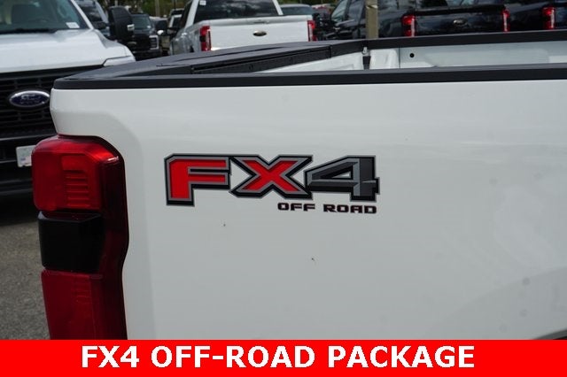 2026 Ford F-350SD F-350® Lariat®