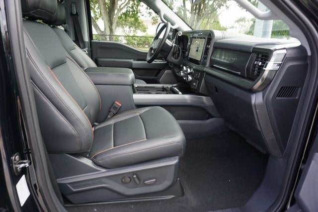 2026 Ford F-350SD F-350® Lariat®