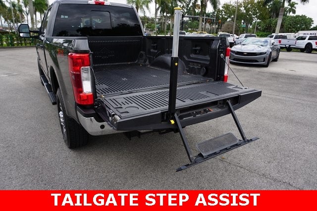 2017 Ford F-350SD Lariat Super Duty