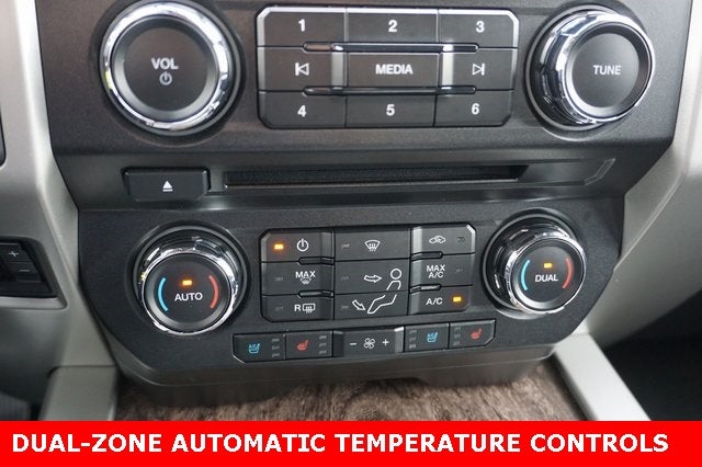 2017 Ford F-350SD Lariat Super Duty