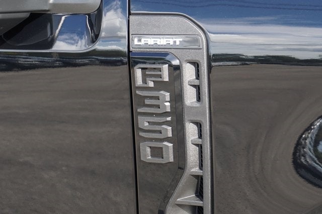 2026 Ford F-350SD F-350® Lariat®