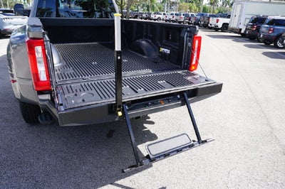 2027 Ford F-350SD DRW F-350® XL