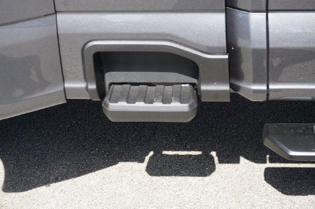 2027 Ford F-350SD DRW F-350® XL