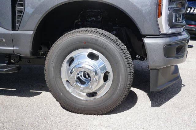 2027 Ford F-350SD DRW F-350® XL