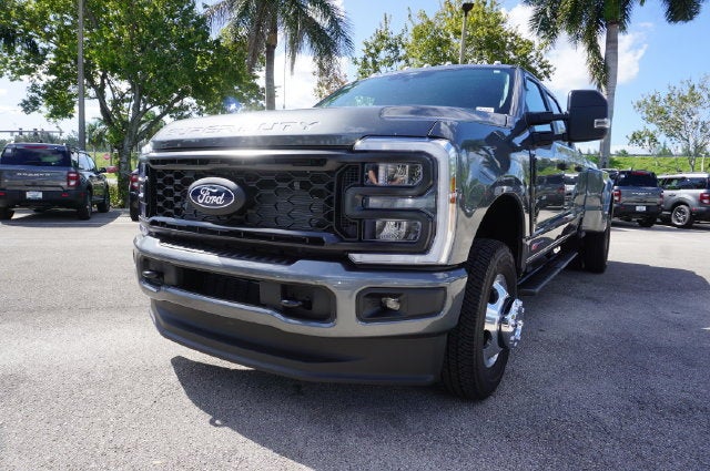 2027 Ford F-350SD DRW F-350® XL