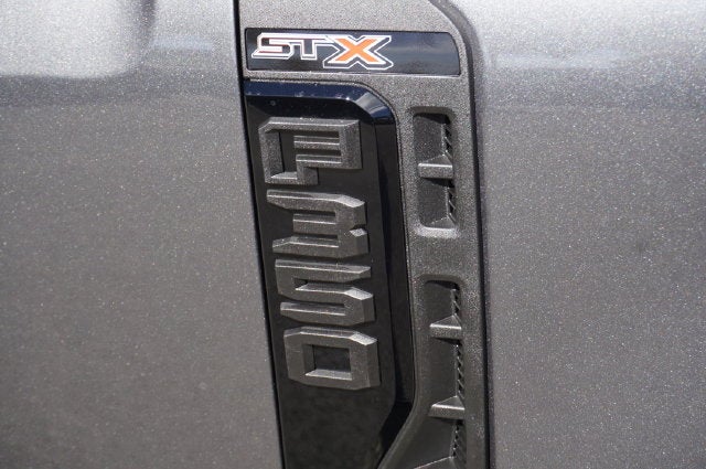 2027 Ford F-350SD DRW F-350® XL