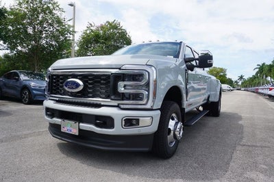 2026 Ford F-350SD DRW F-350® Platinum®
