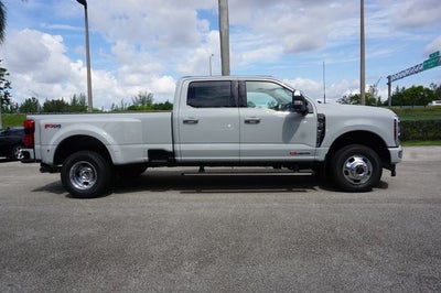 2026 Ford F-350SD DRW F-350® Platinum®