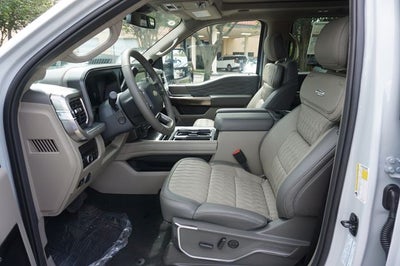 2026 Ford F-350SD DRW F-350® Platinum®