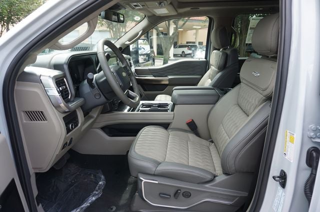 2026 Ford F-350SD DRW F-350® Platinum®